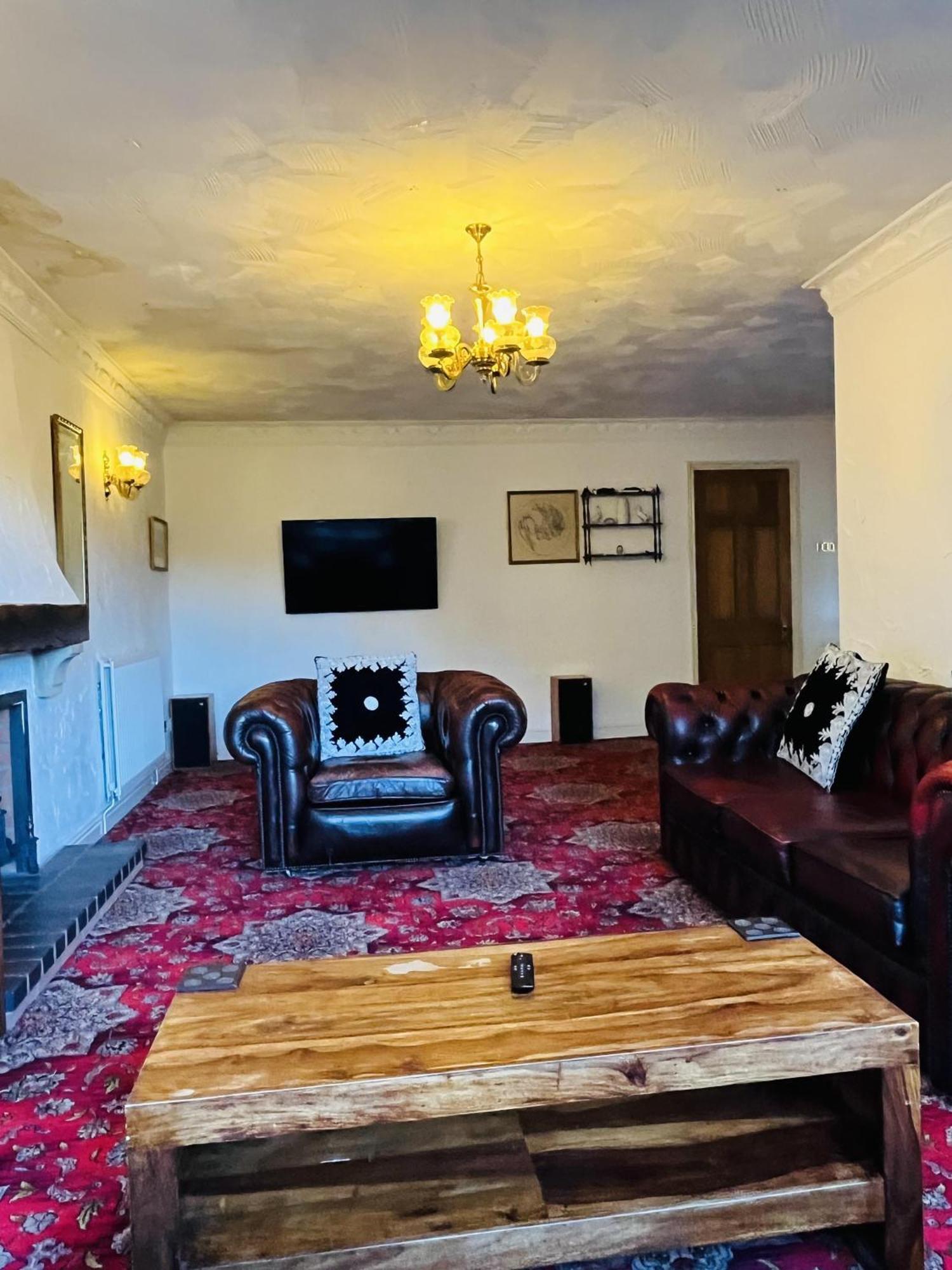 Unwind In Comfort At Cosy Caradus Free Parking 伯明翰 外观 照片