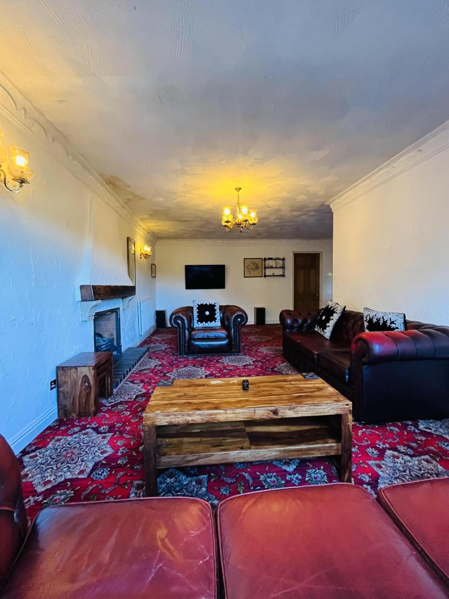Unwind In Comfort At Cosy Caradus Free Parking 伯明翰 外观 照片